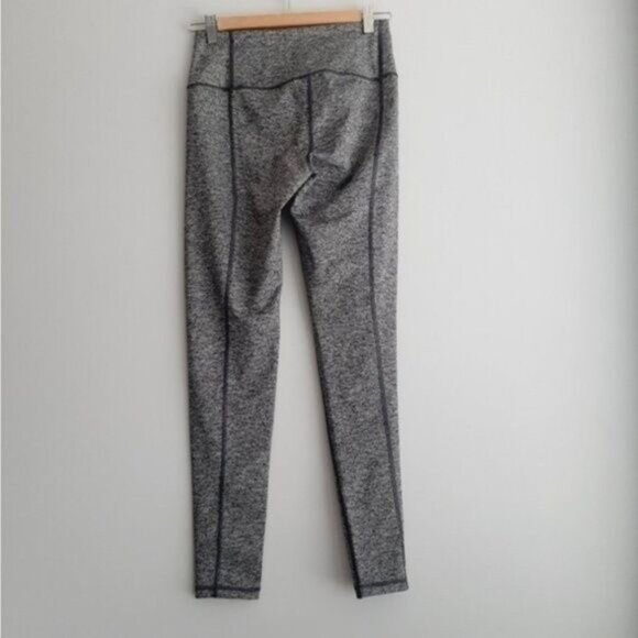 VICTORIA'S SECRET Sport KNOCKOUT Heather Grey Tights Workout Leggings Sz S - Picture 8 of 14